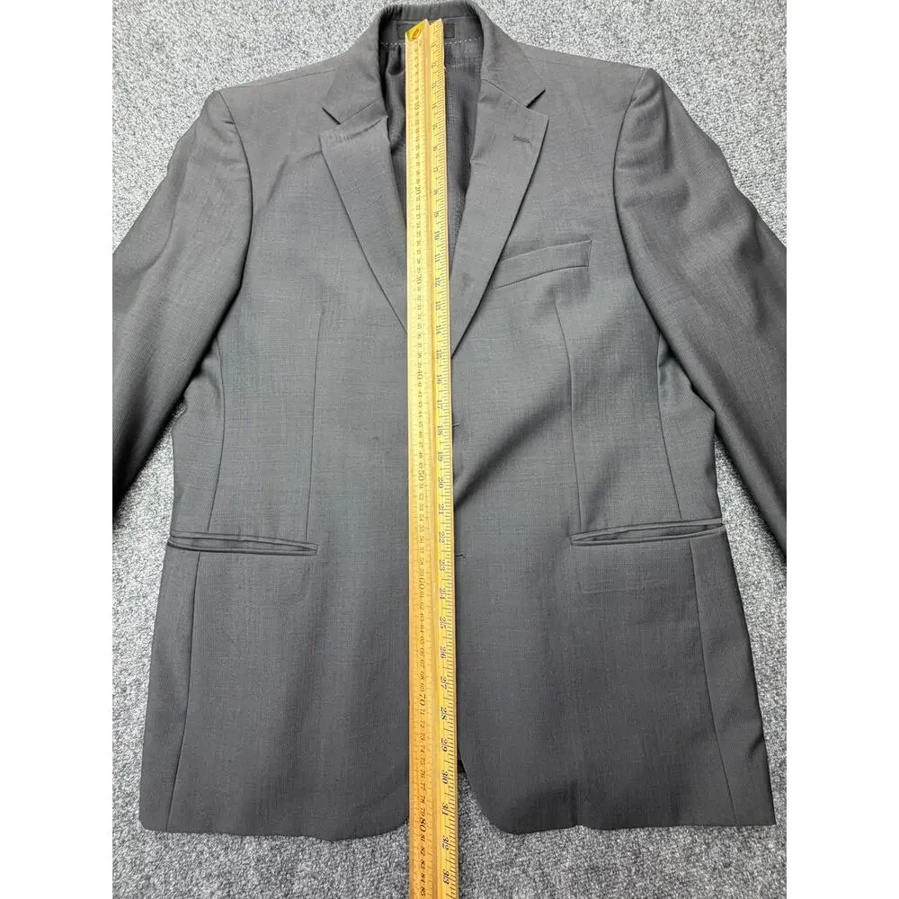 BOSS Hugo Boss Blazer 42R Gray 100% Virgin Wool 2 Button Made Turkey